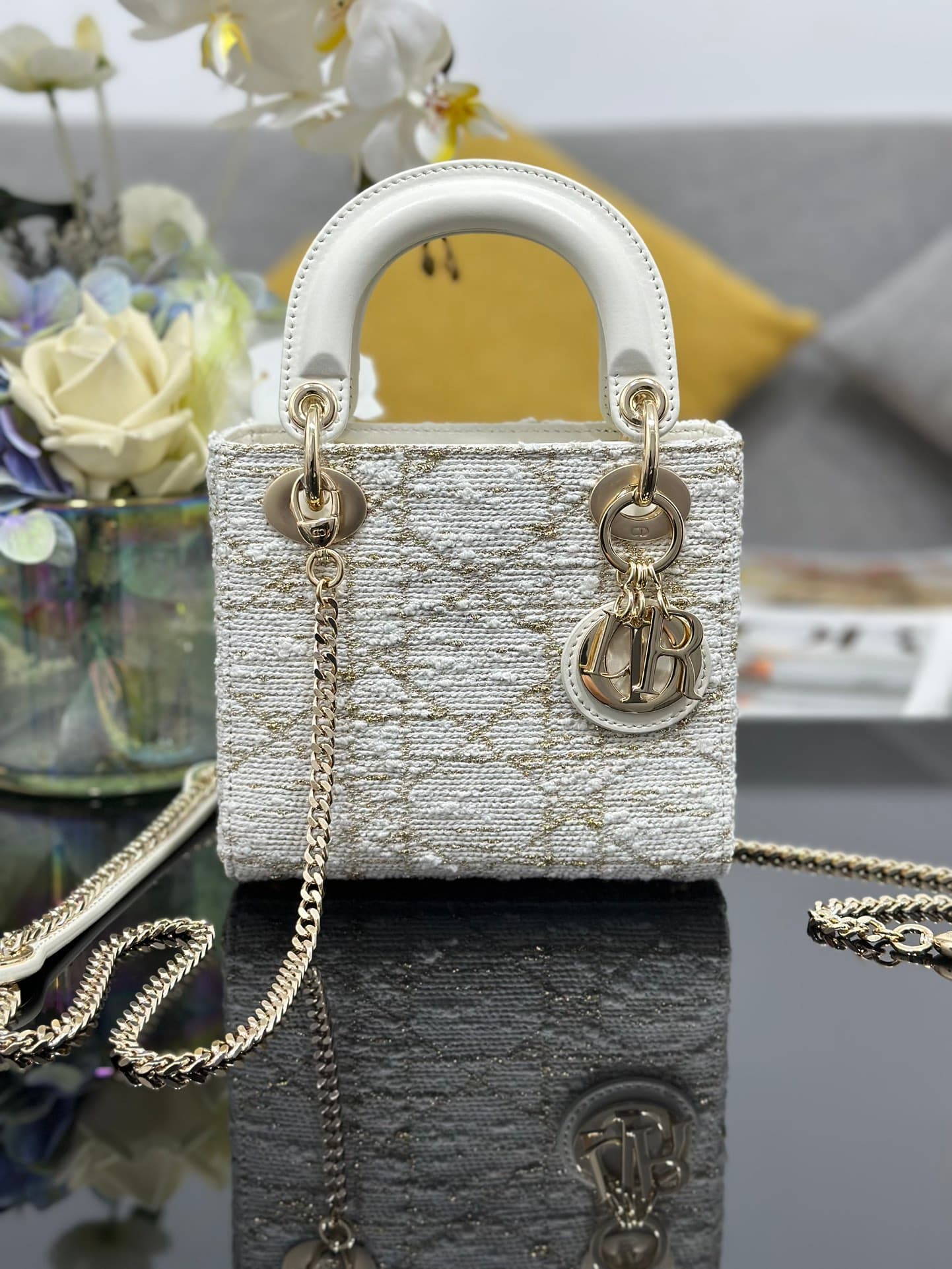 Dior White Mini Crossbody Bag M0505