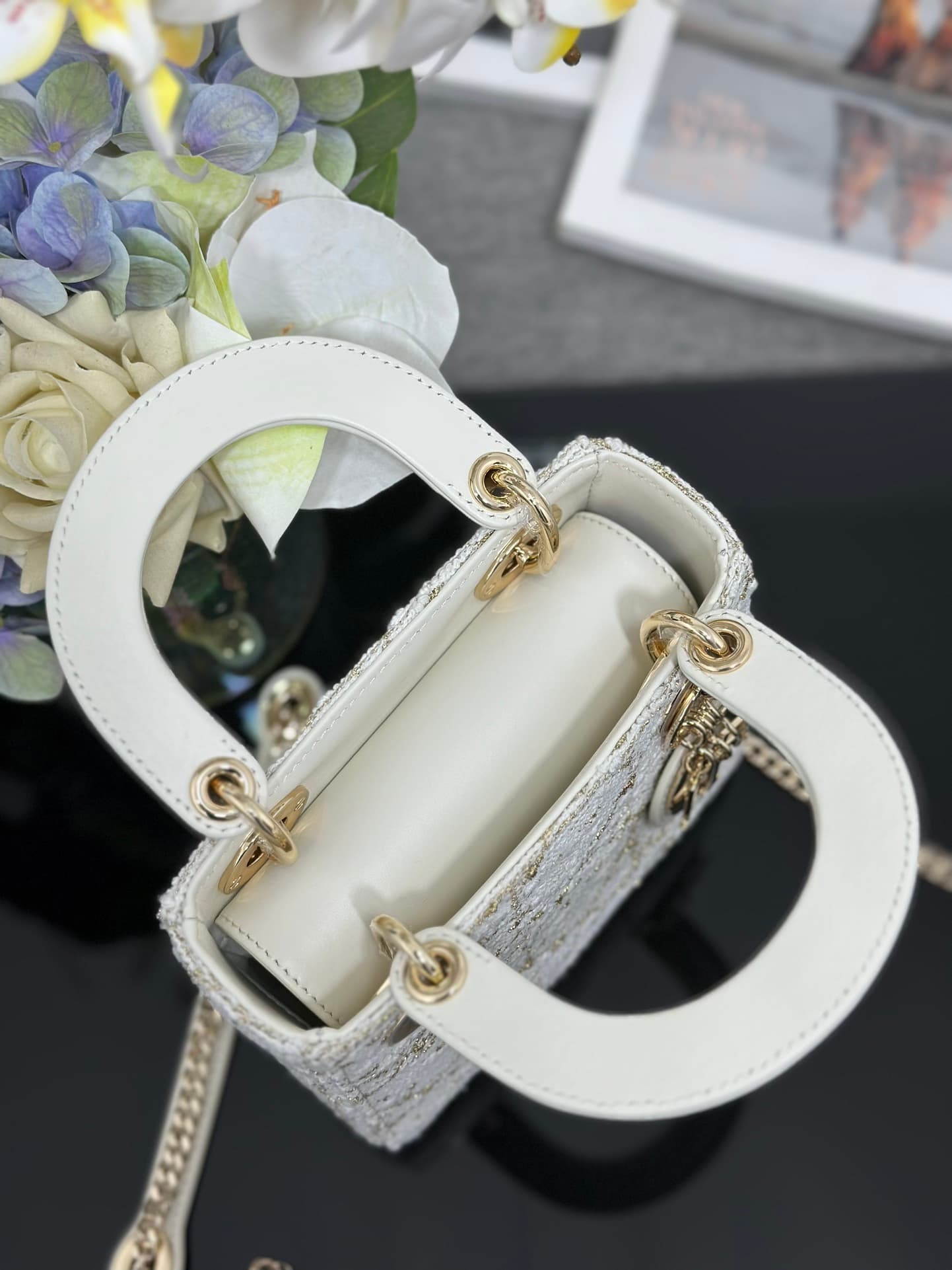 Dior White Mini Crossbody Bag M0505
