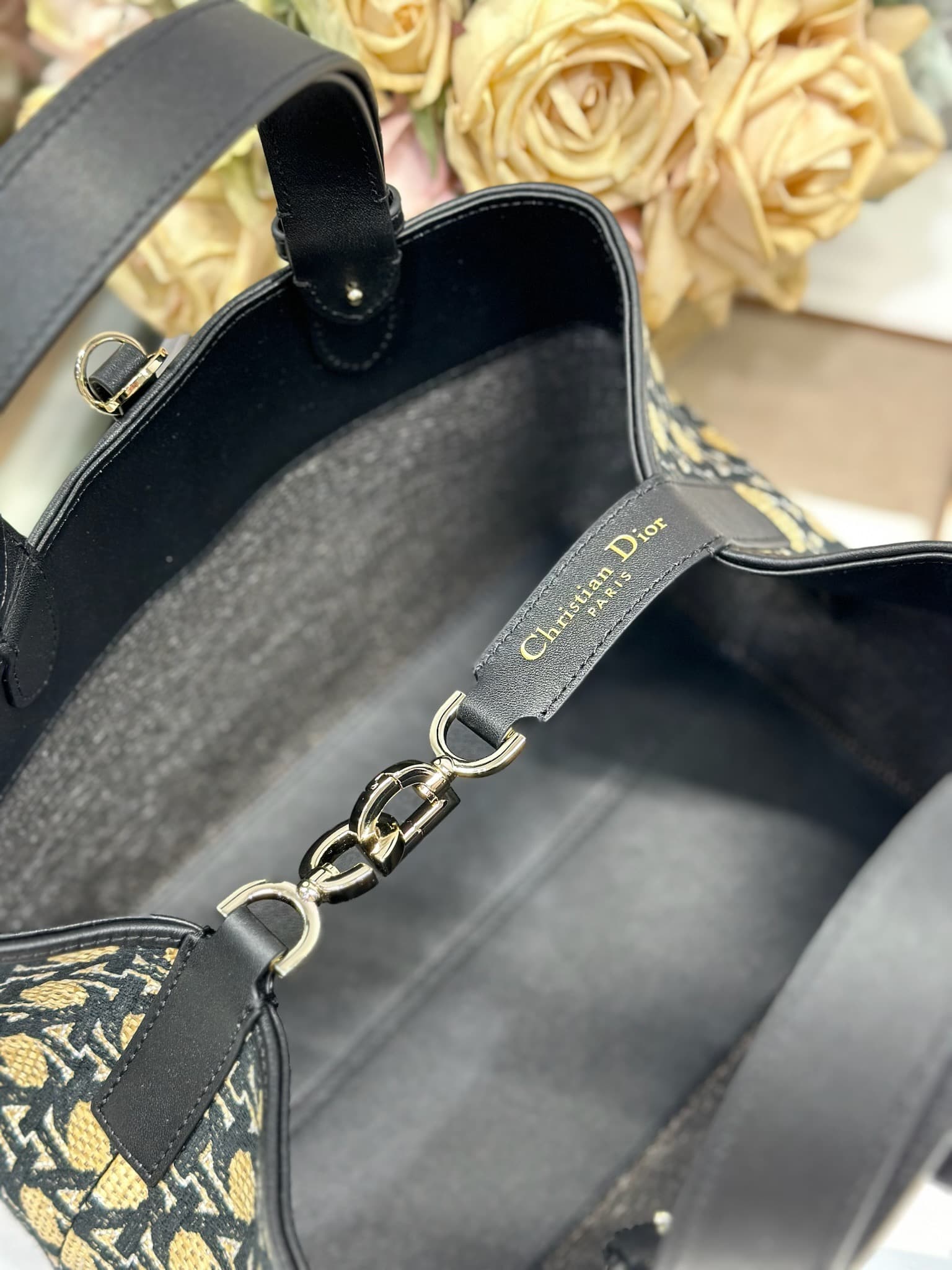 Dior Black Medium Product 1188