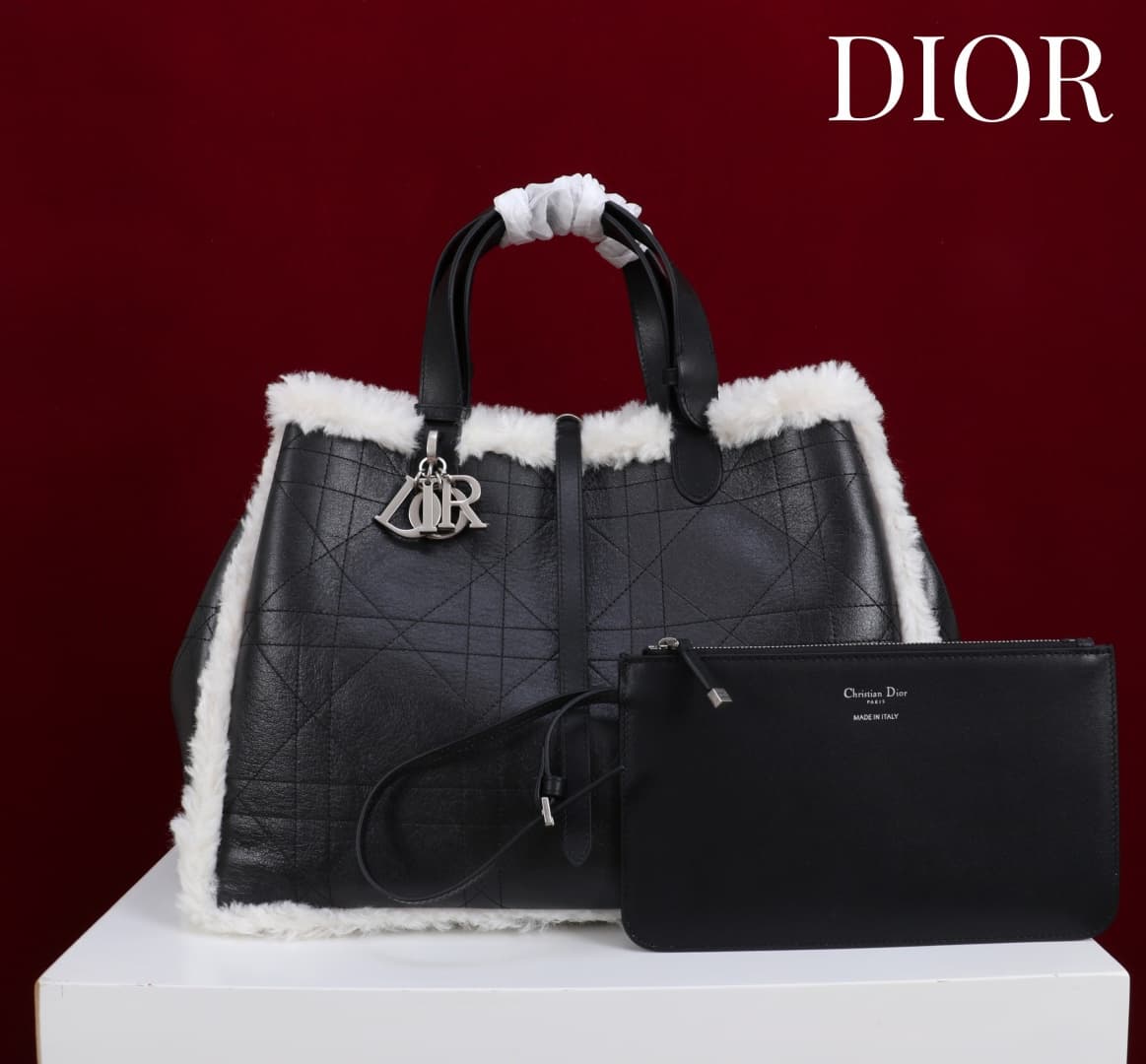 Dior Black Large Product 1188
