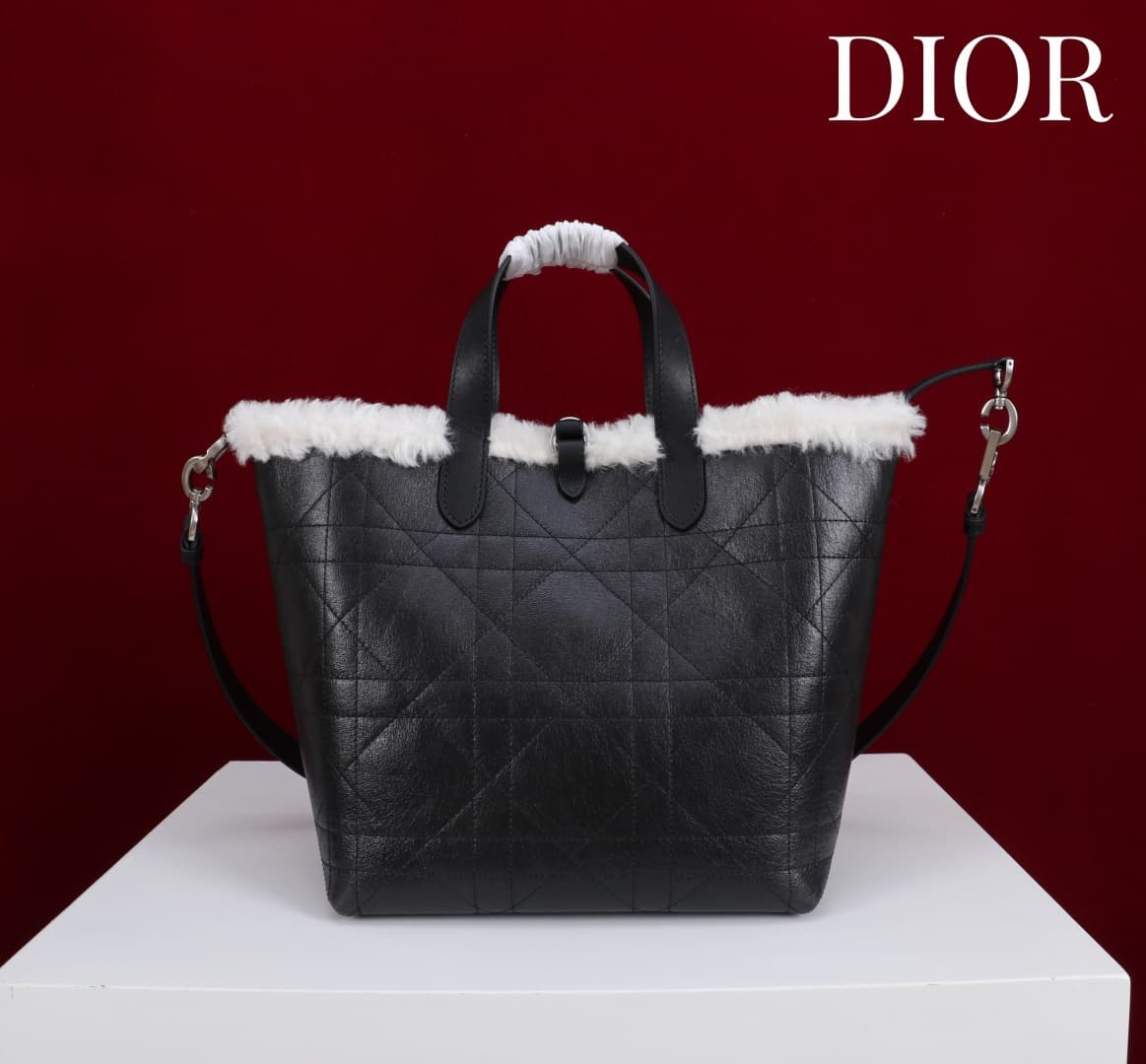 Dior Black Large Product 2836