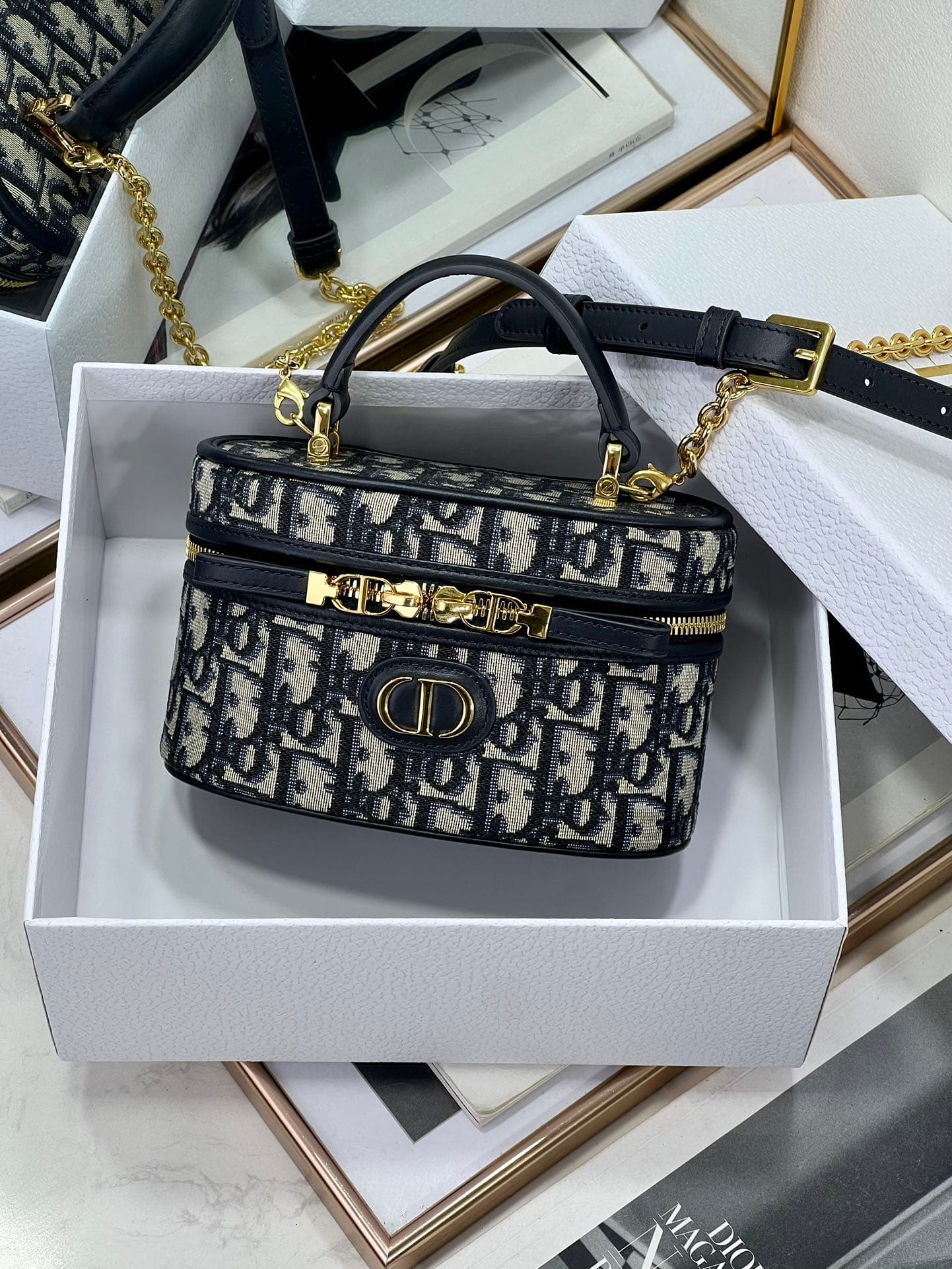 Dior Mini Product