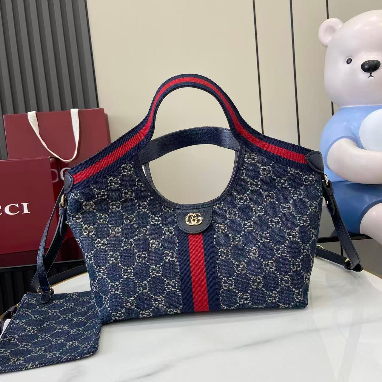 Gucci Small Tote Bag 860845