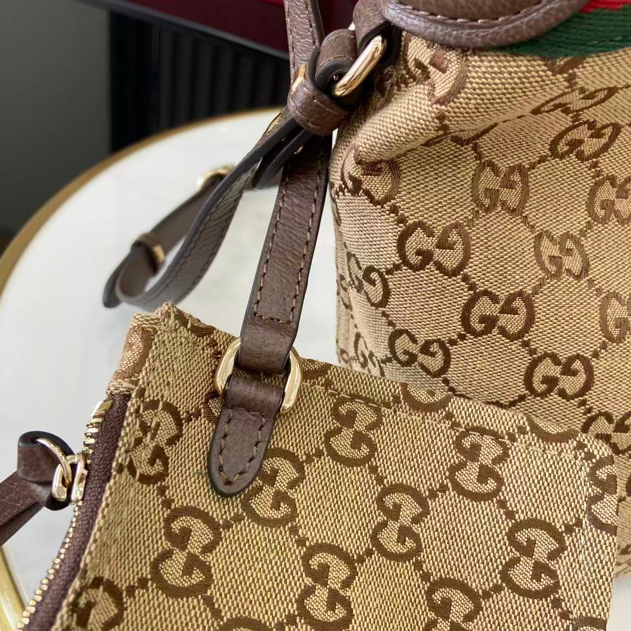Gucci Small Tote Bag 860845