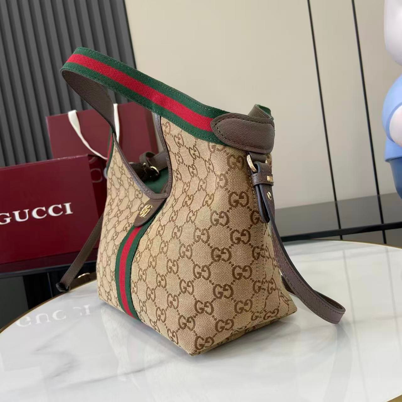 Gucci Small Tote Bag 860845