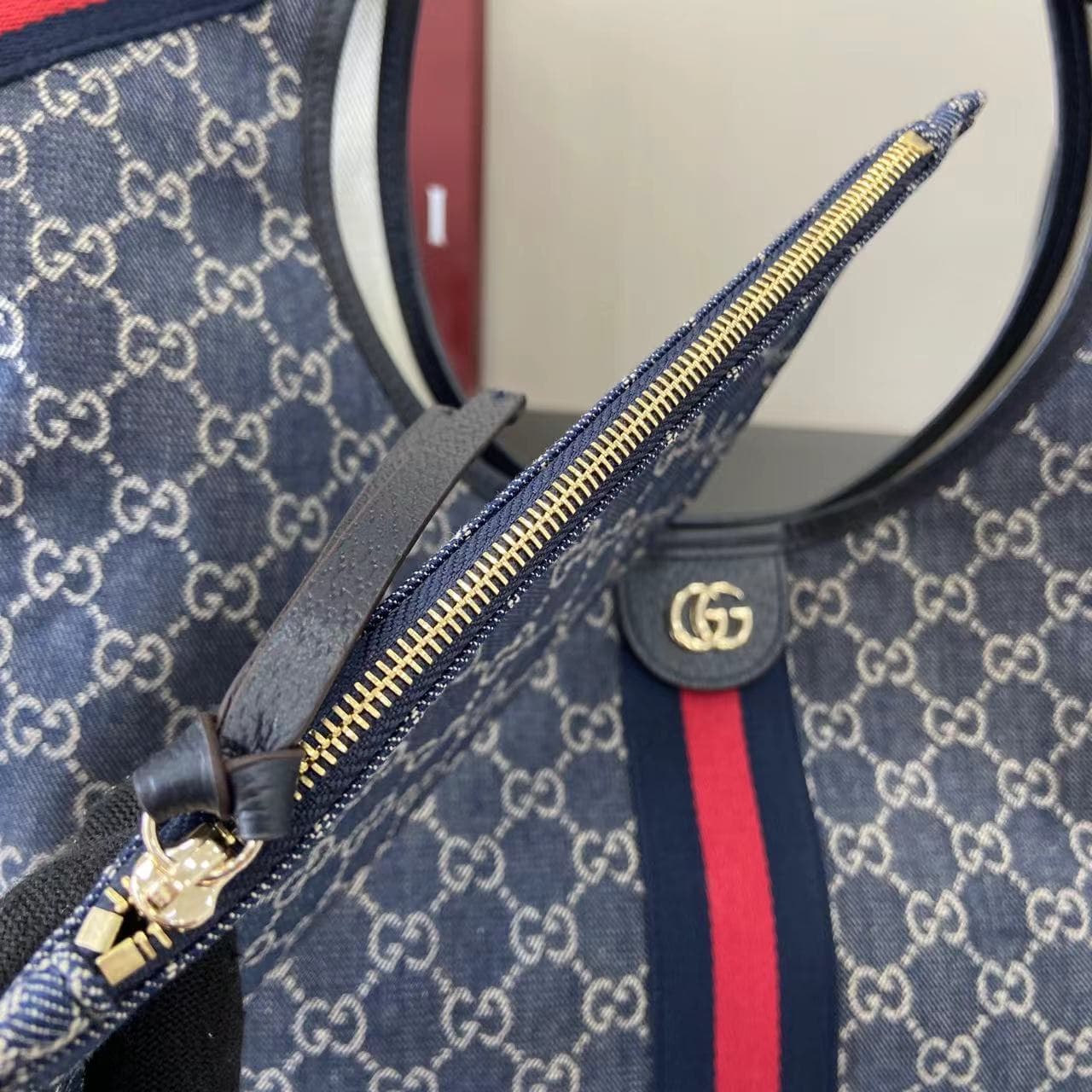 Gucci Tote Bag 853971