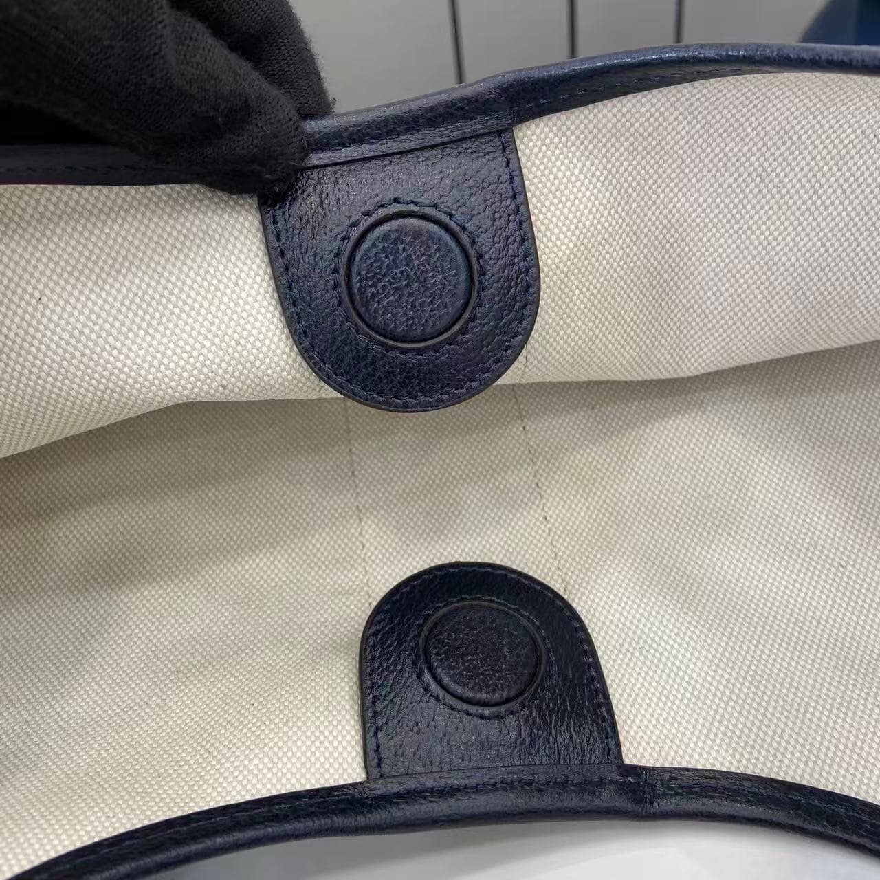 Gucci Tote Bag 853971