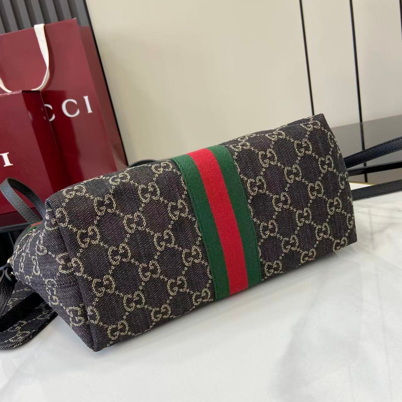 Gucci Black Small Tote Bag 860845