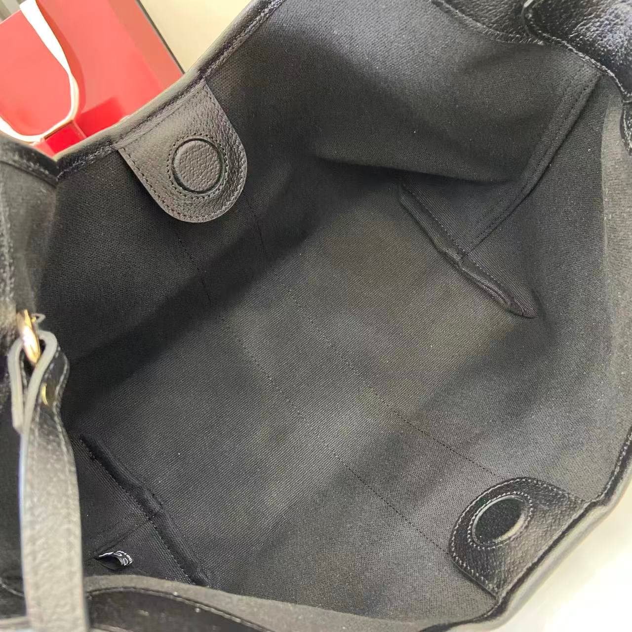 Gucci Black Small Tote Bag 860845