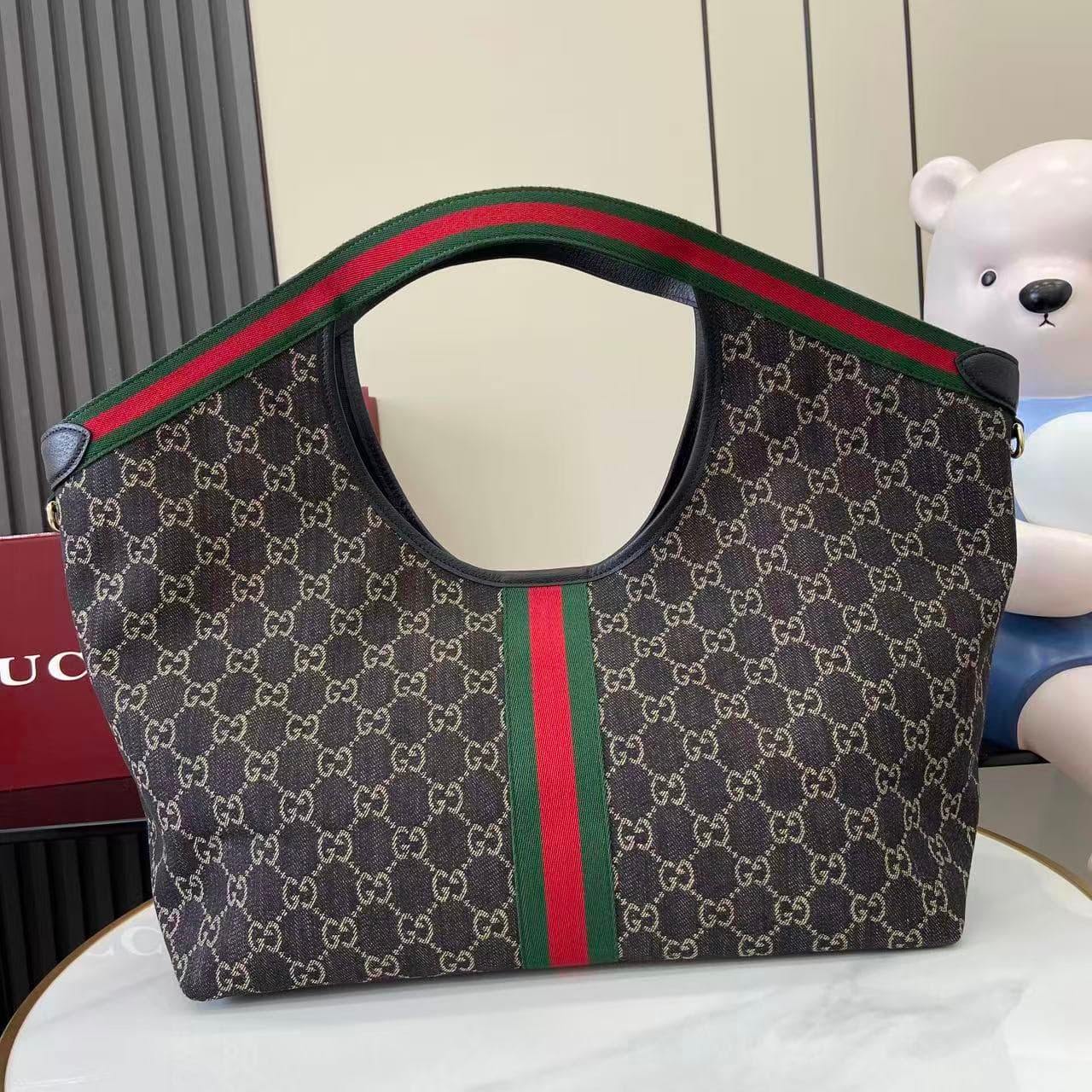 Gucci Black Pouch 853971