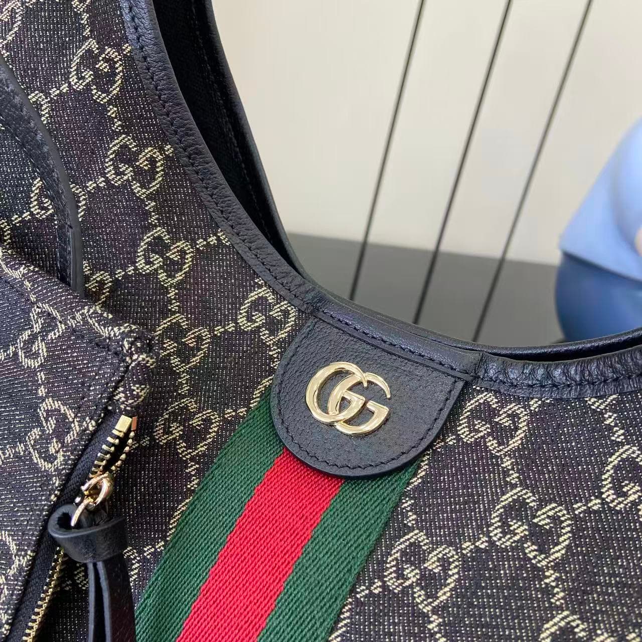 Gucci Black Pouch 853971