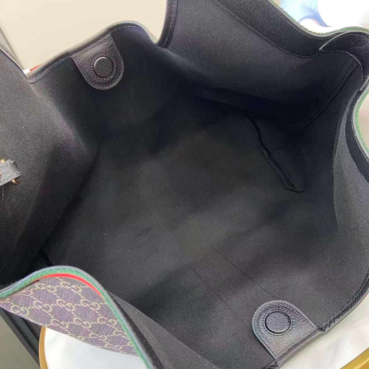 Gucci Black Pouch 853971