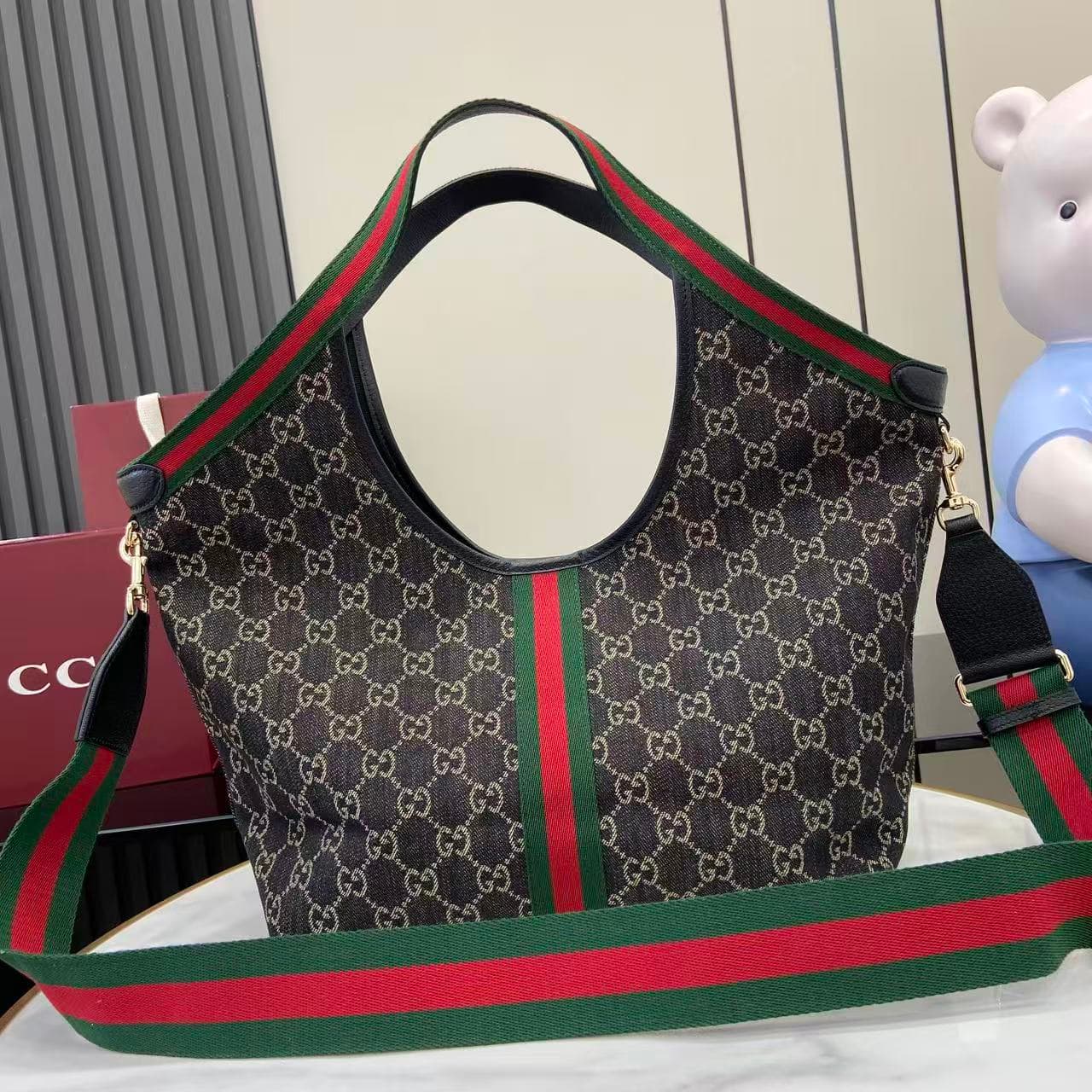 Gucci Tote Bag 853972