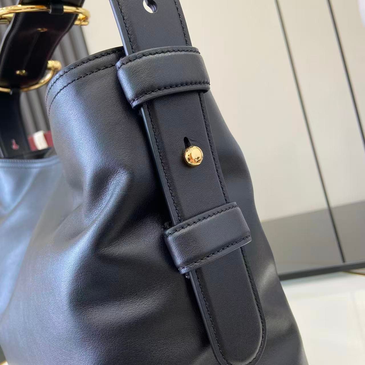Gucci Black Bag 850926