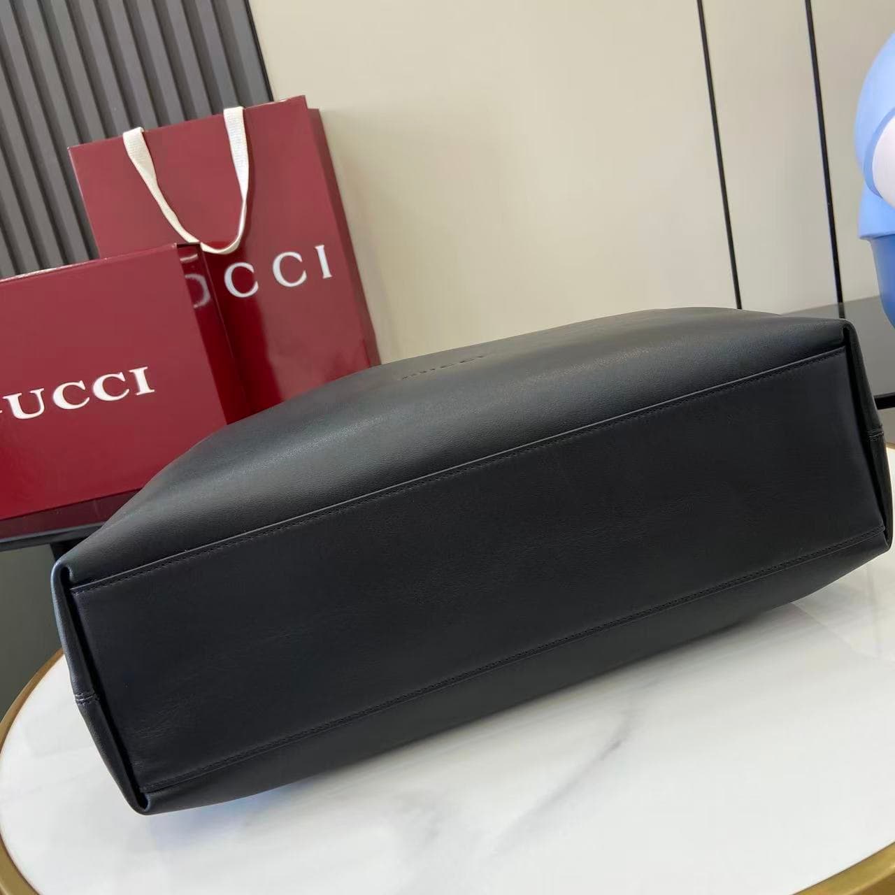 Gucci Black Bag 850926