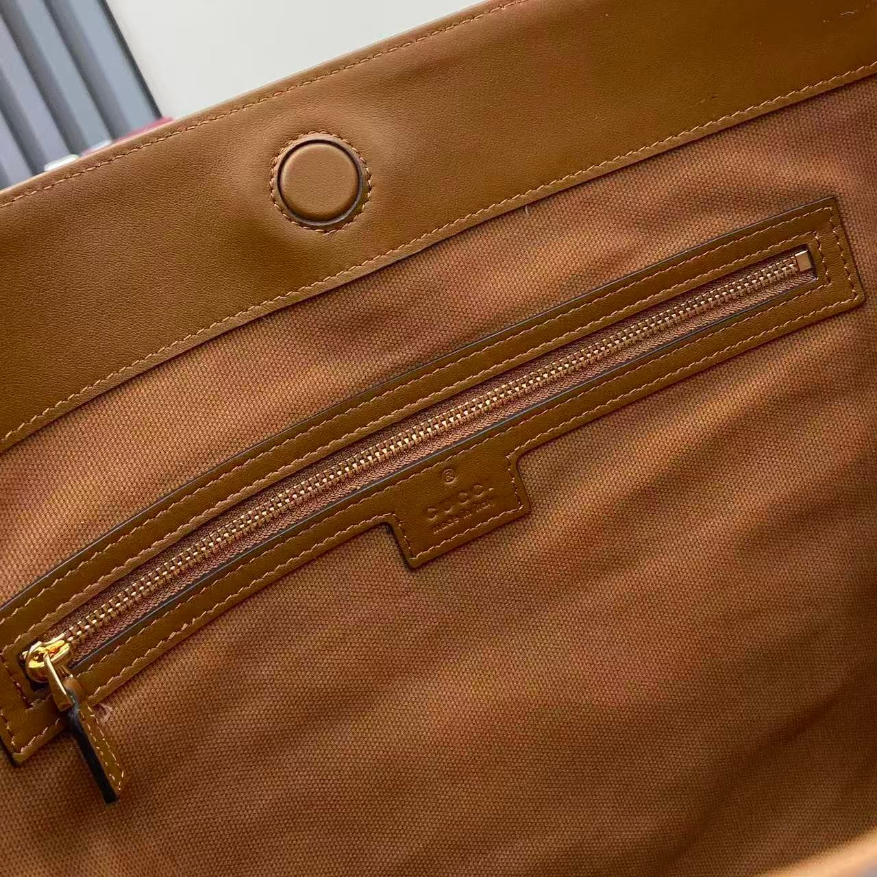 Gucci Brown Bag 850926