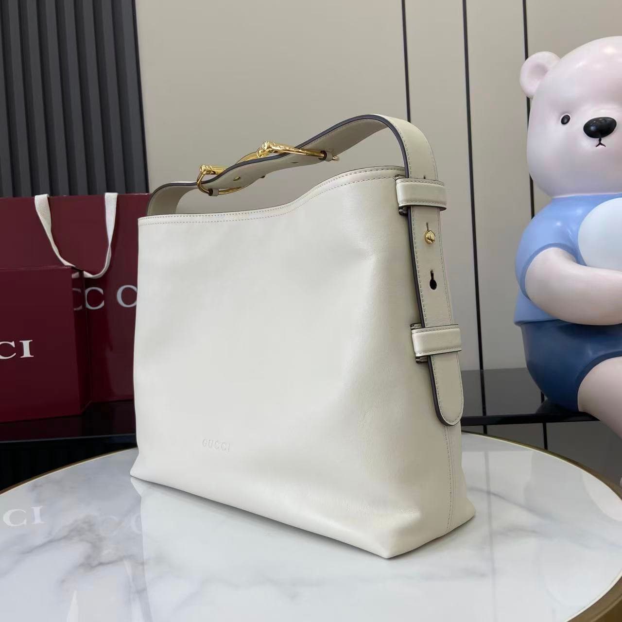 Gucci White Bag 850926