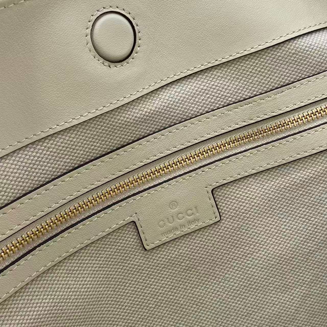 Gucci White Bag 850926