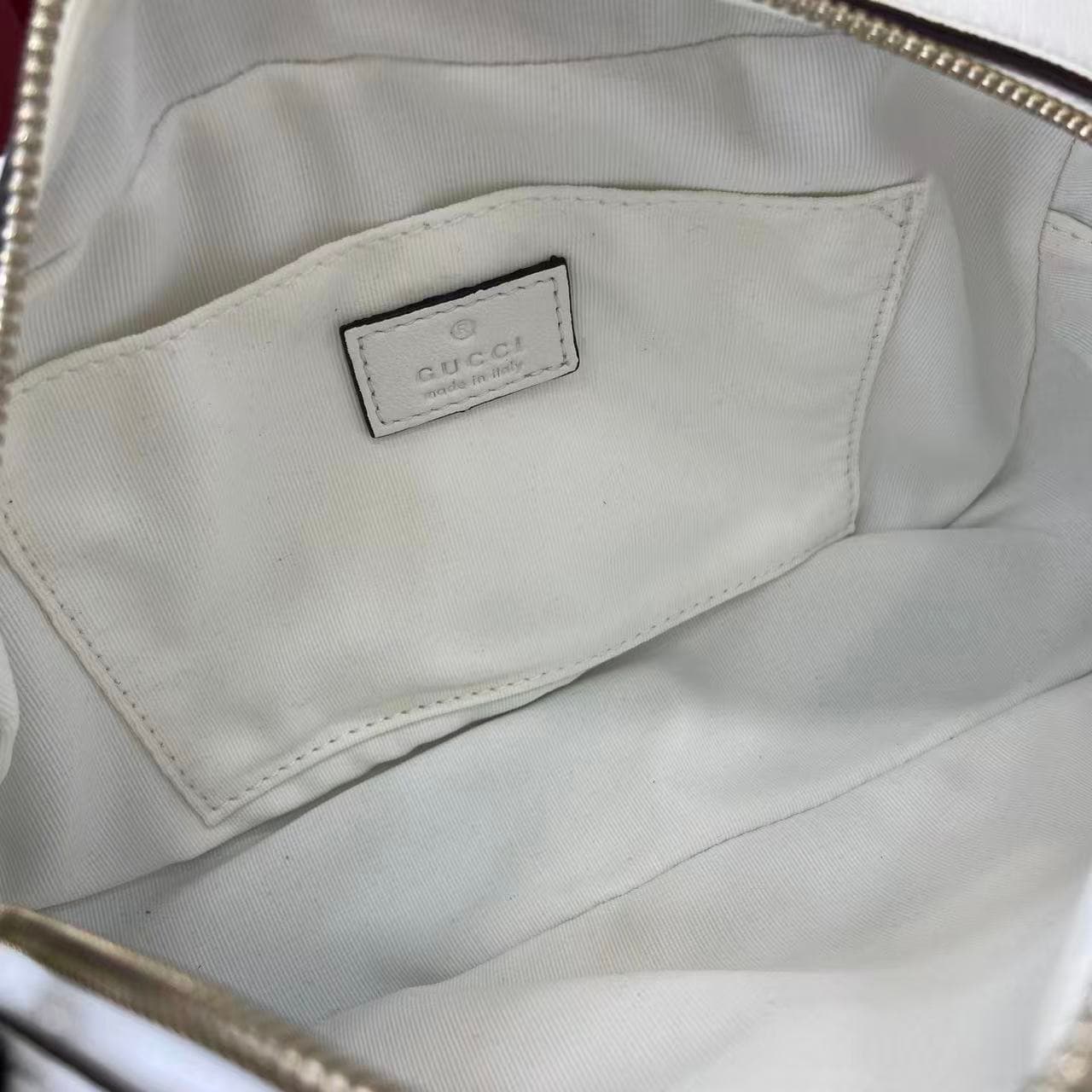 Gucci White Crossbody Bag 855273