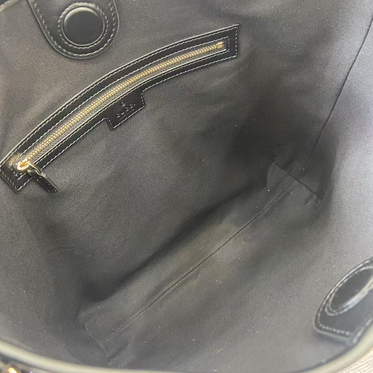 Gucci Bucket Bag 847452