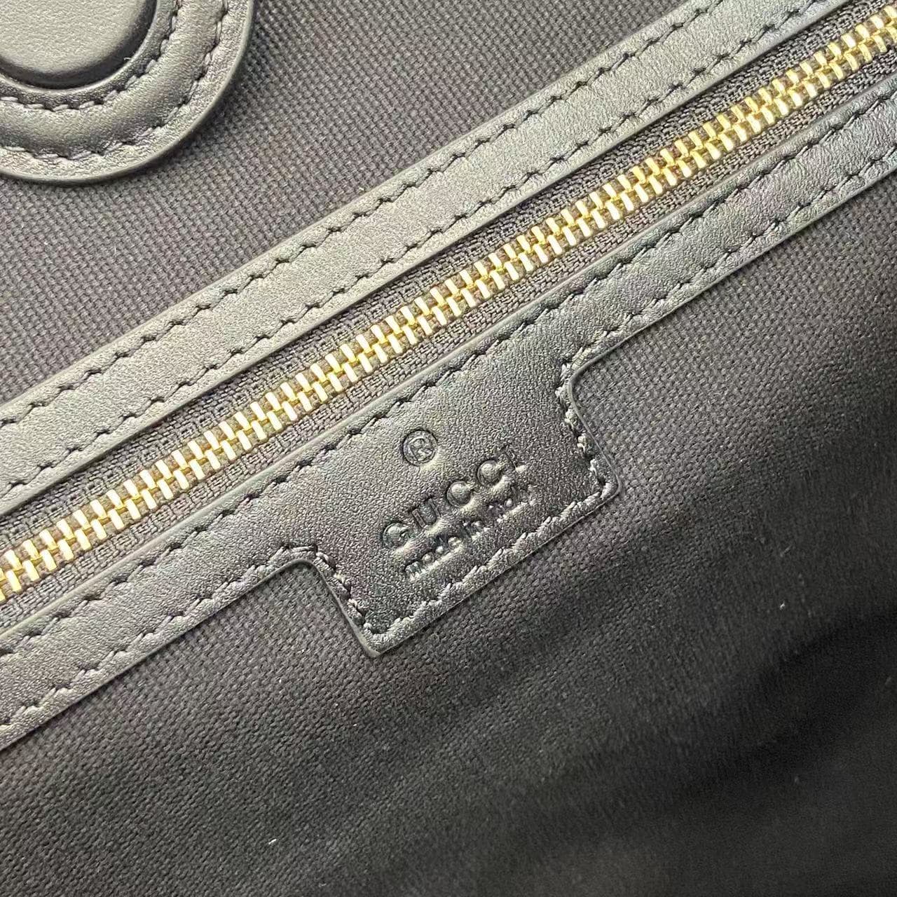 Gucci Bucket Bag 847452