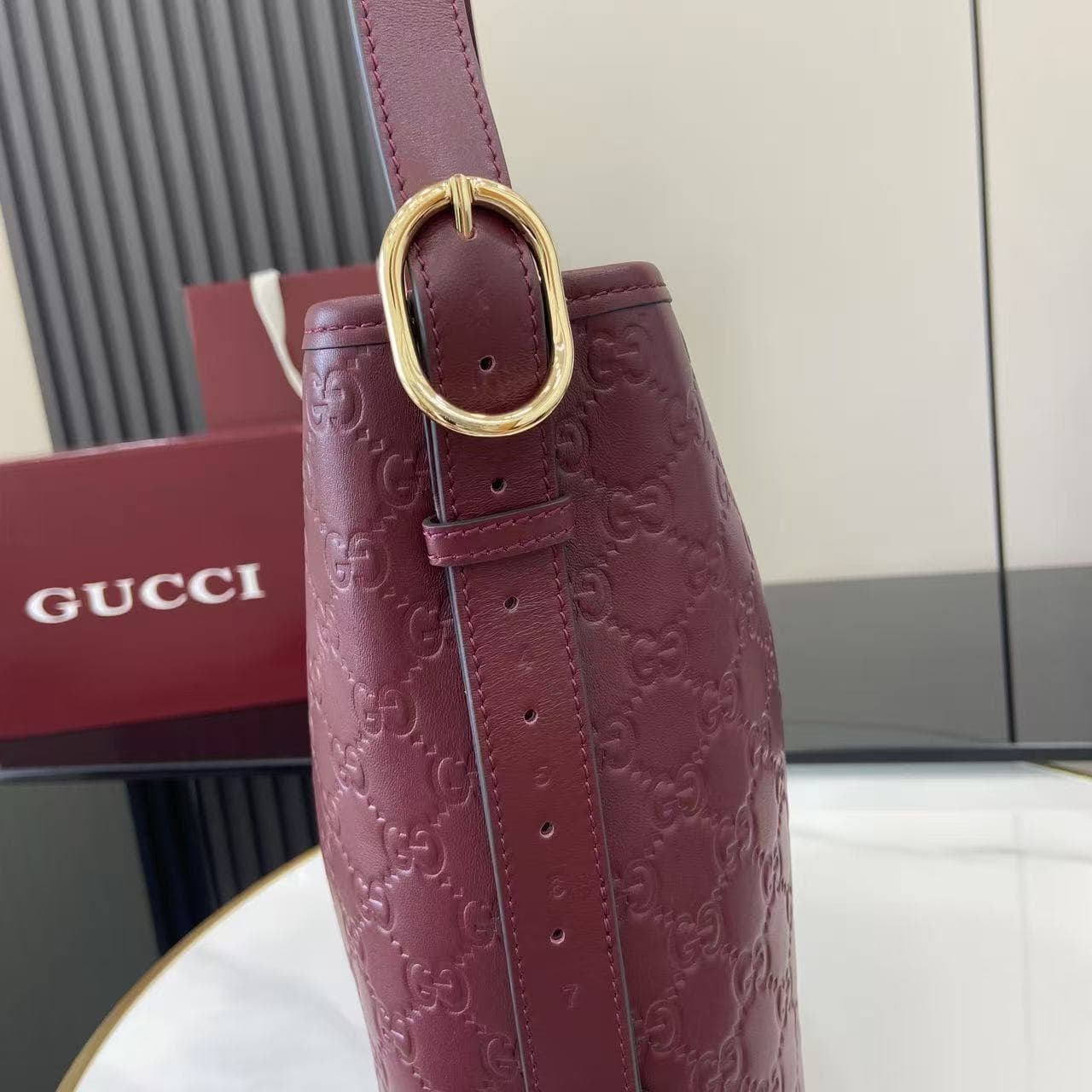 Gucci Bucket Bag 847452