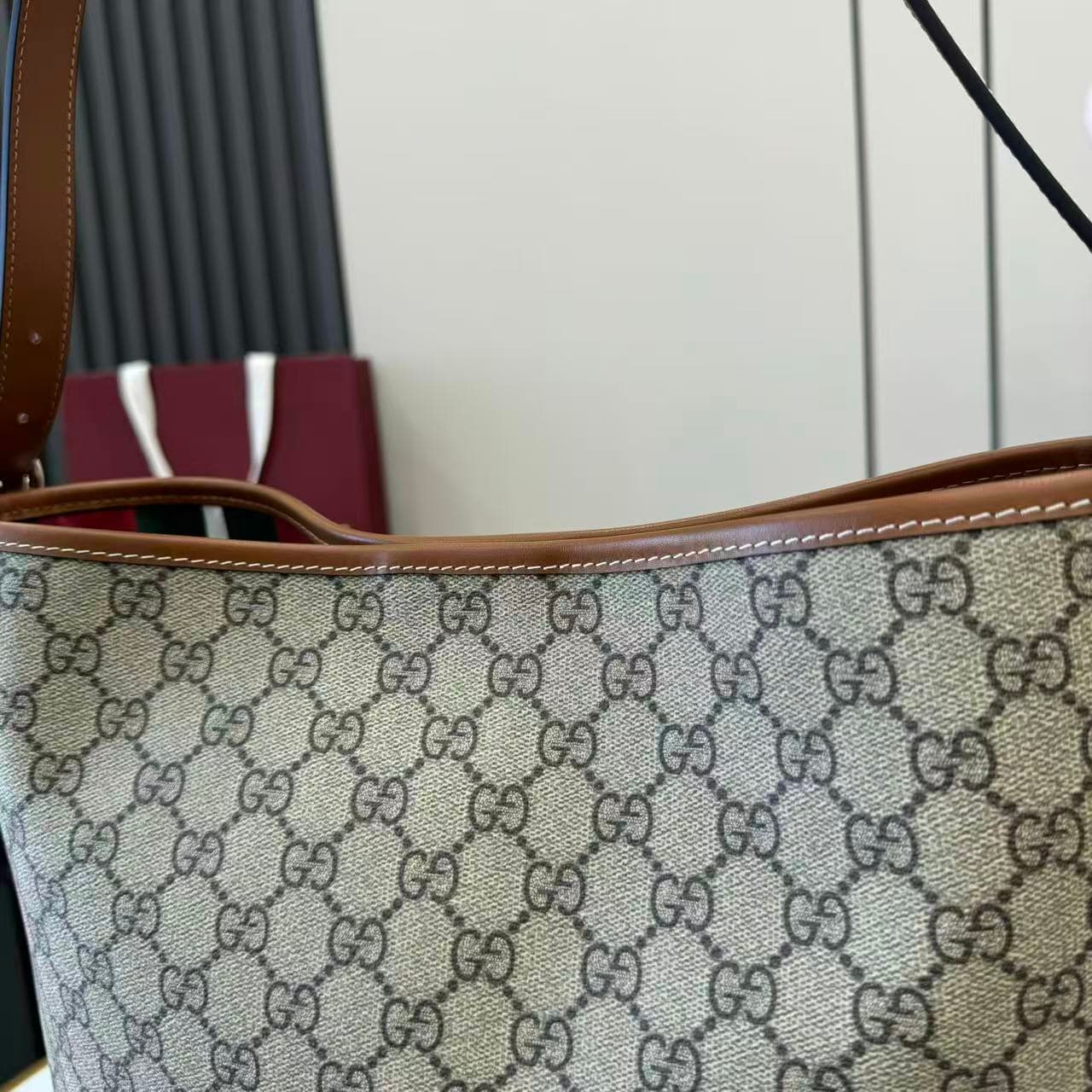 Gucci Brown Bucket Bag 847452