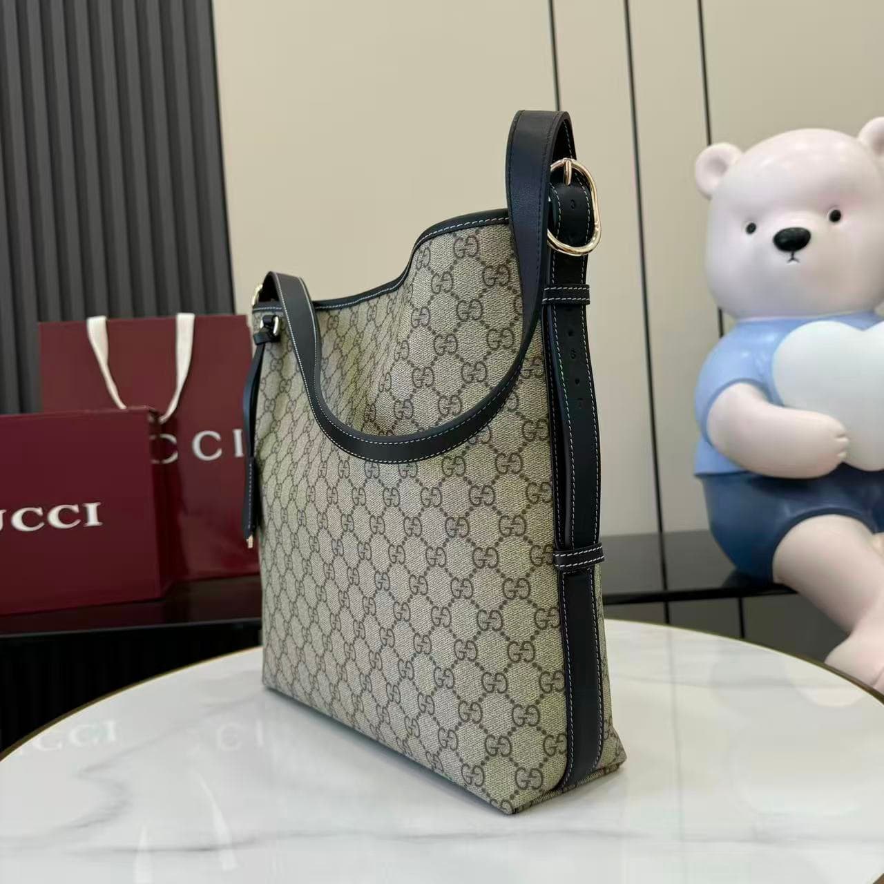 Gucci Black Bucket Bag 847452