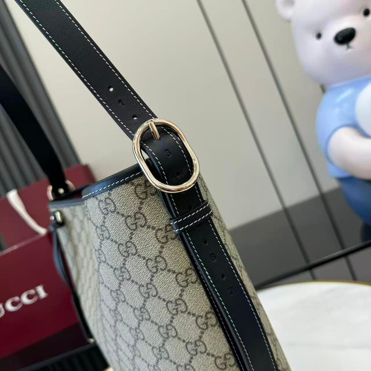 Gucci Black Bucket Bag 847452