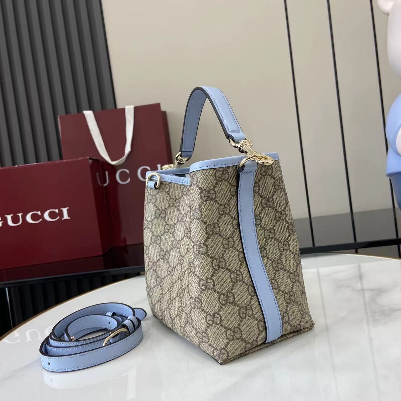 Gucci Bucket Bag 815118