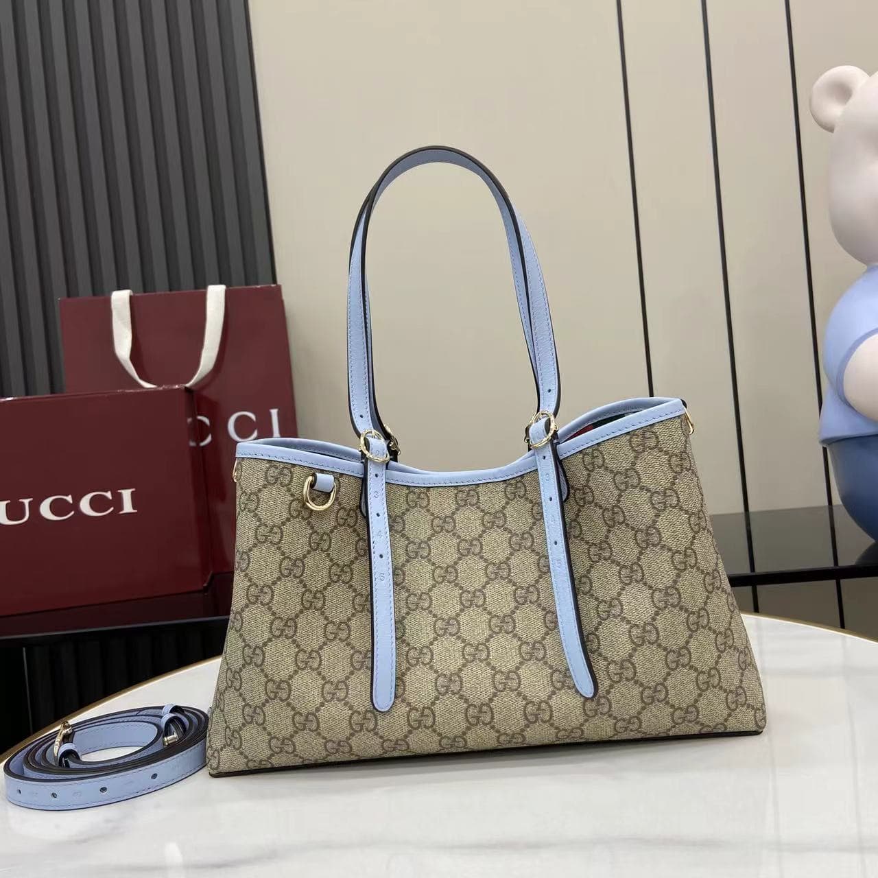 Gucci Small Tote Bag 815214