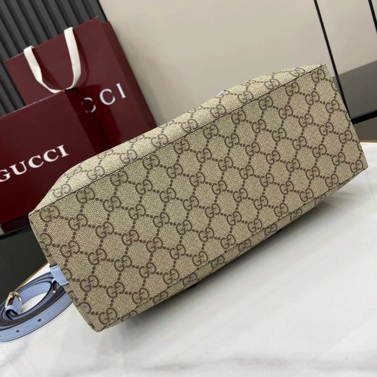 Gucci Small Tote Bag 815214