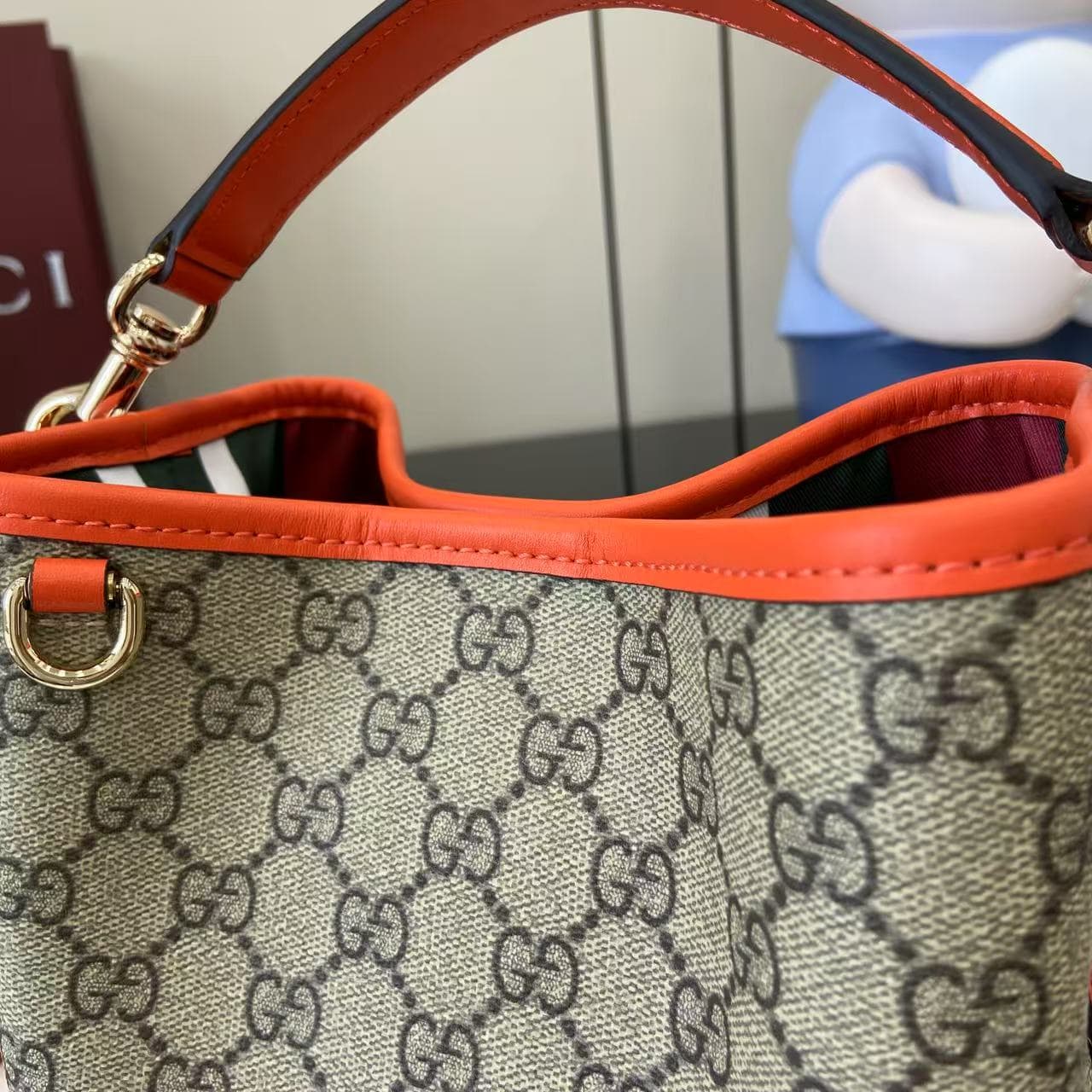 Gucci Bucket Bag 815118