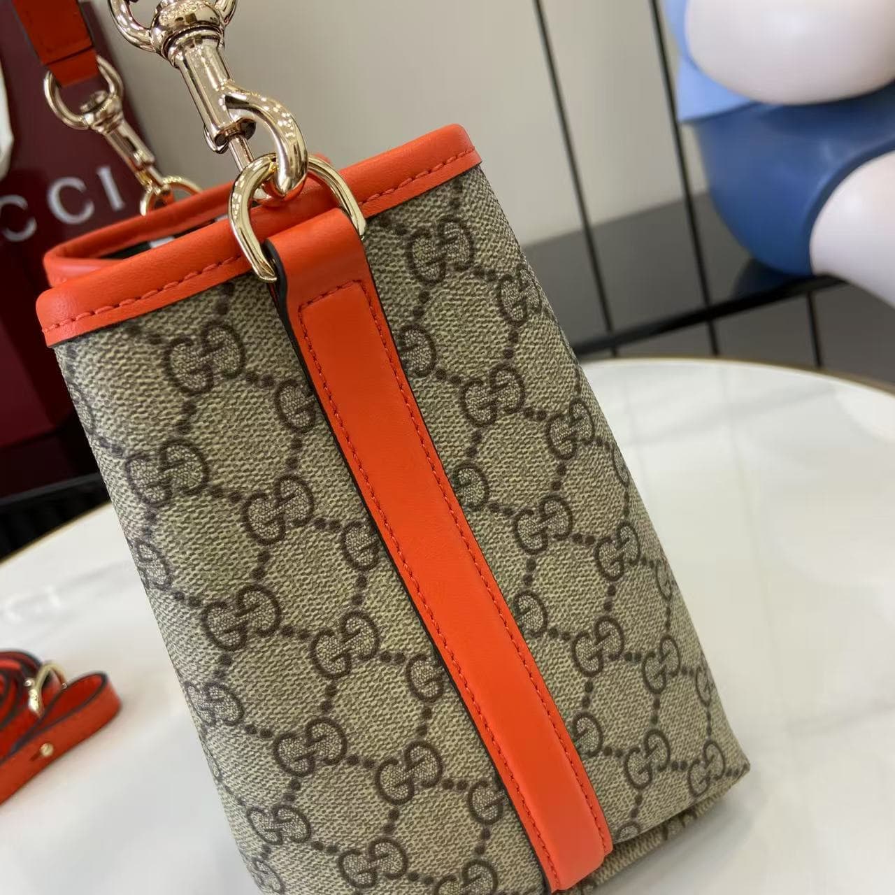 Gucci Bucket Bag 815118