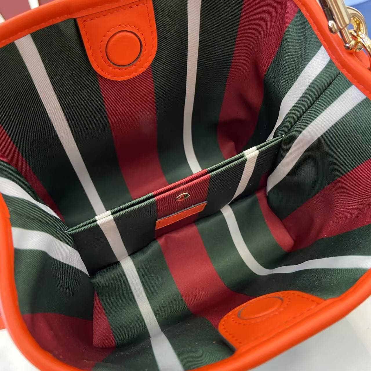 Gucci Bucket Bag 815118