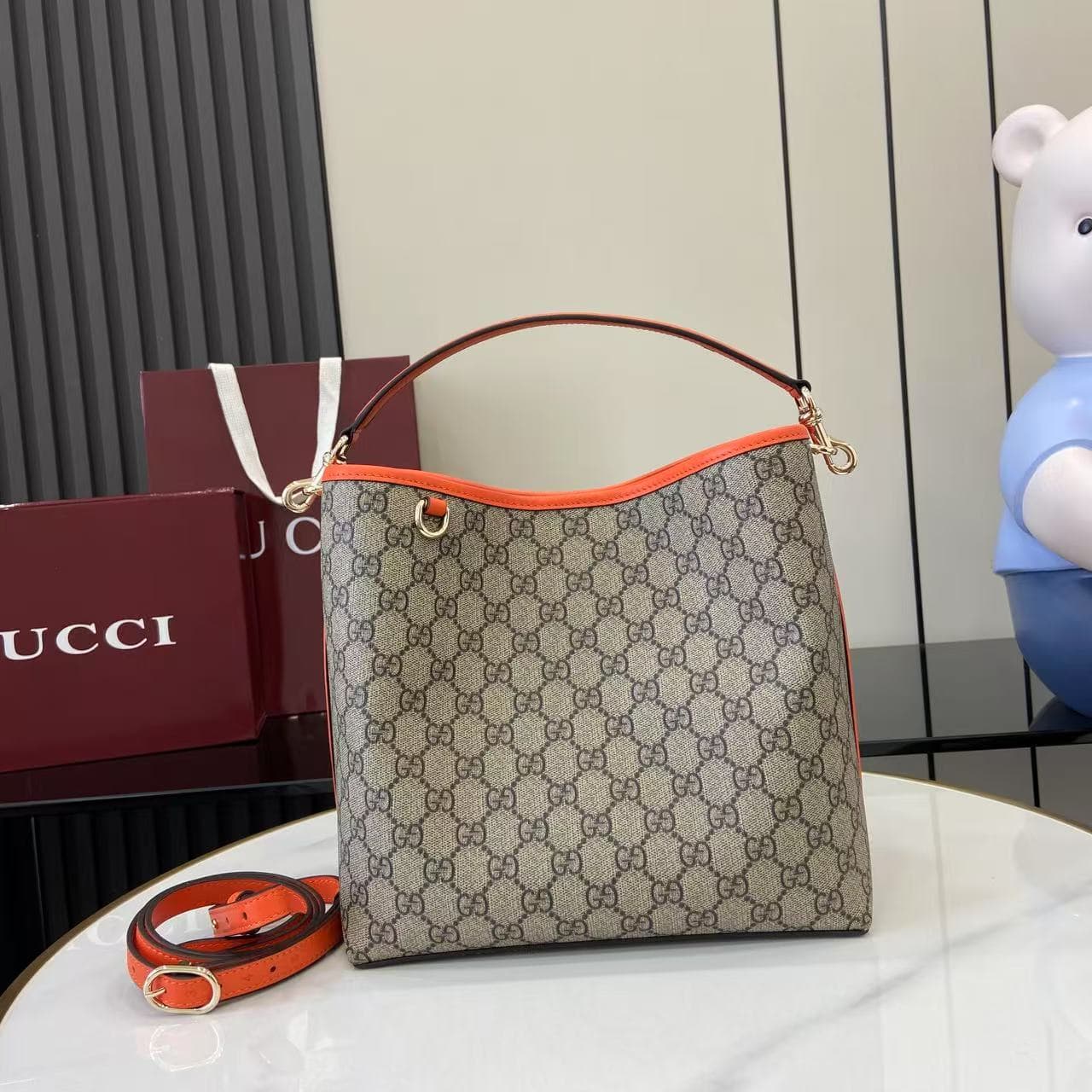 Gucci Crossbody Bag 815103