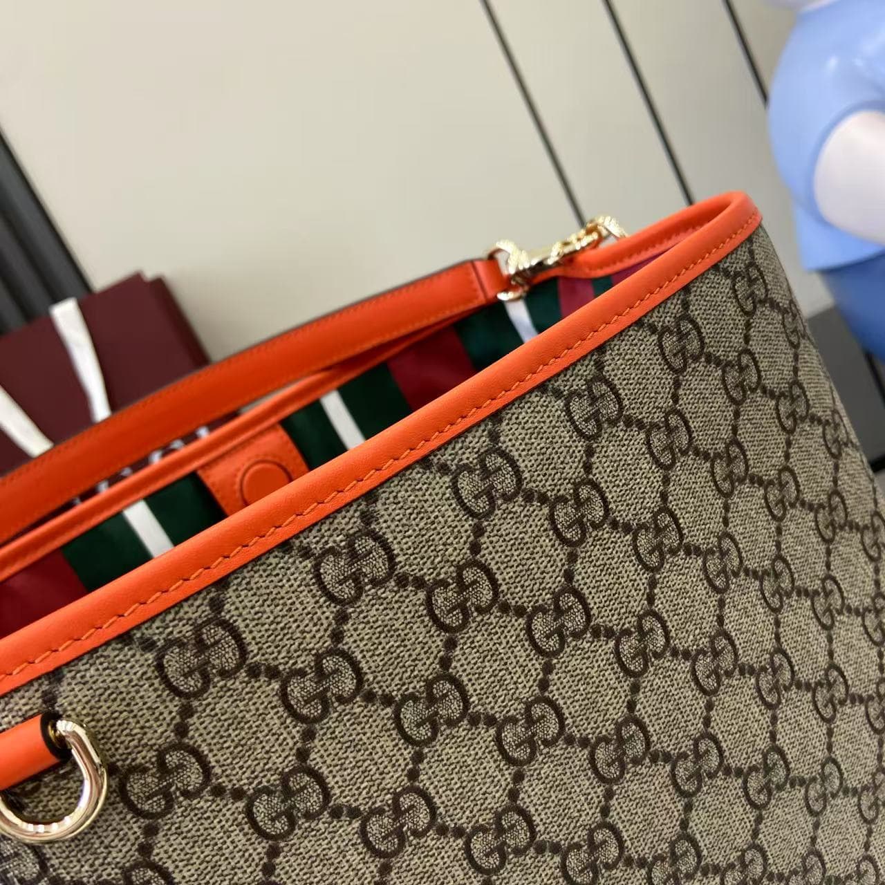 Gucci Crossbody Bag 815103
