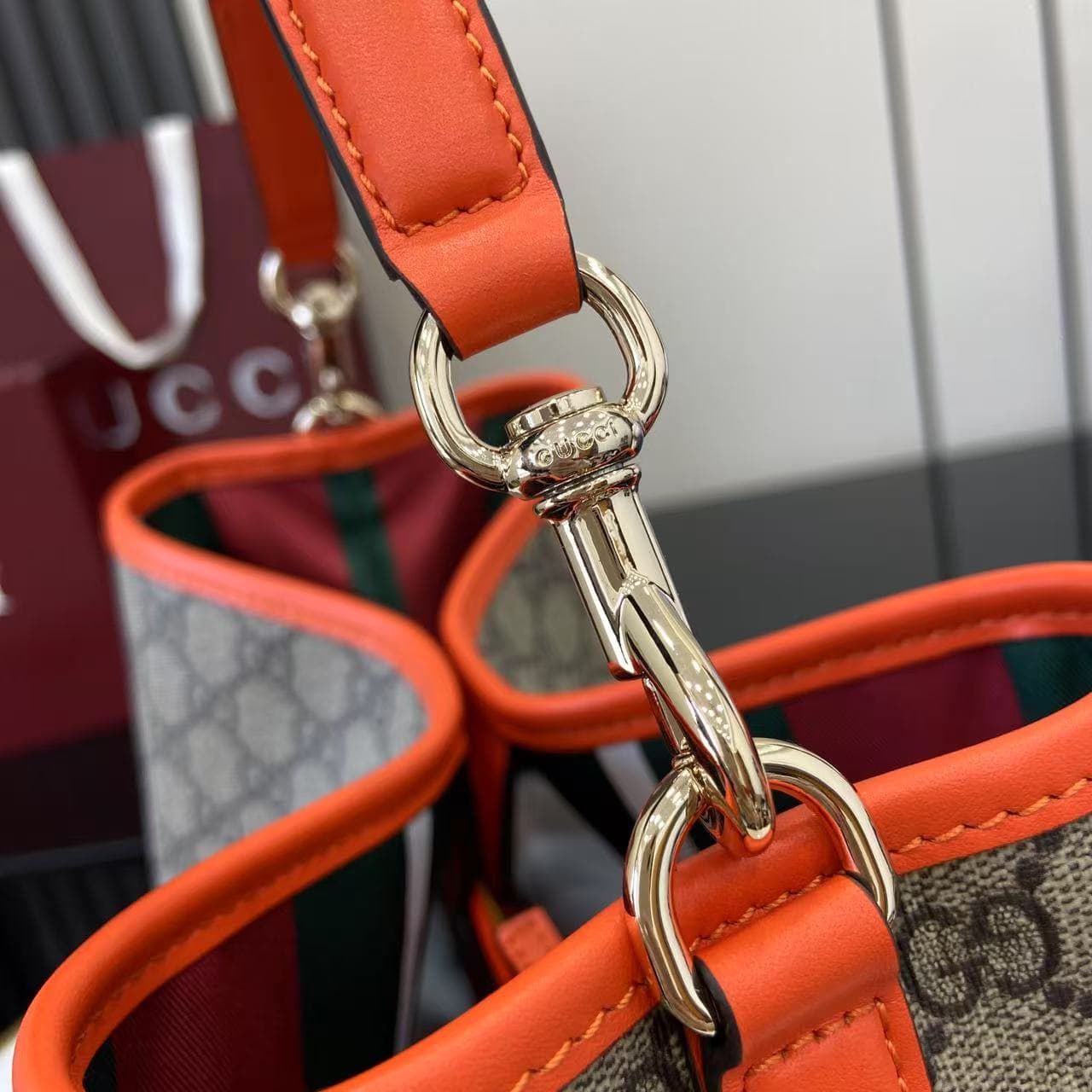 Gucci Crossbody Bag 815103