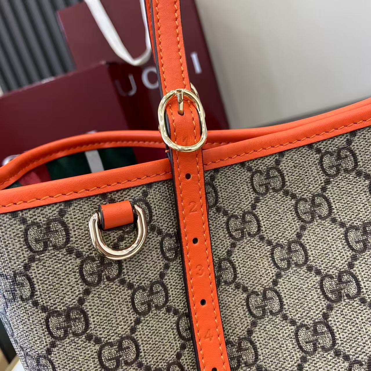 Gucci Tote Bag 815214