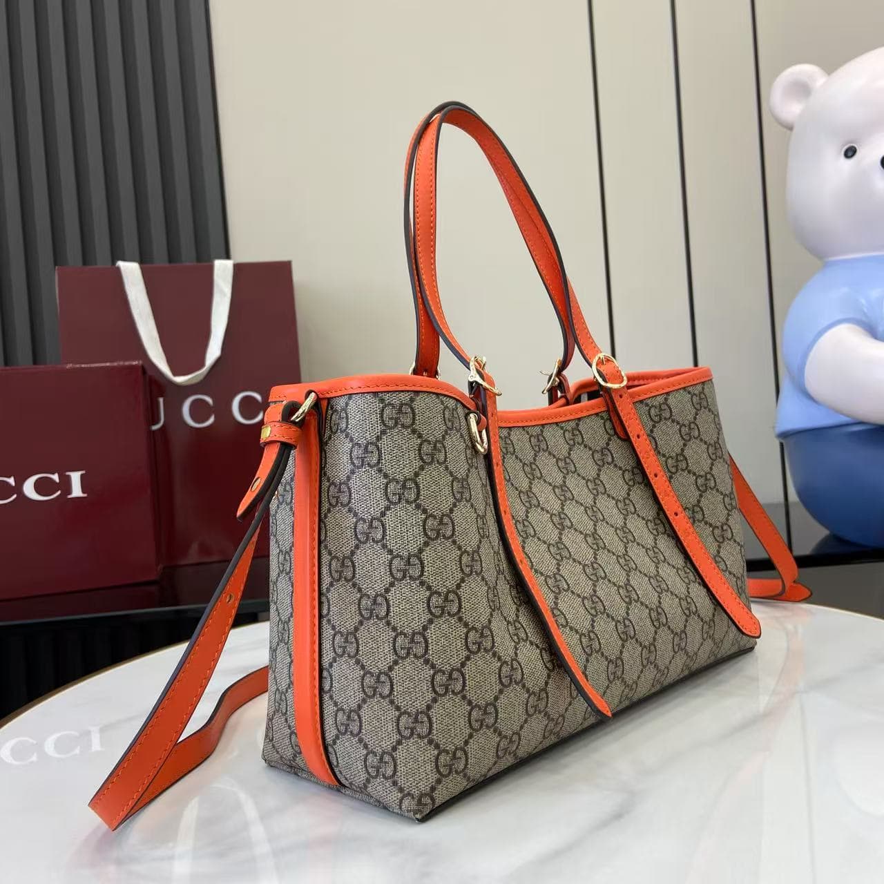 Gucci Tote Bag 815214