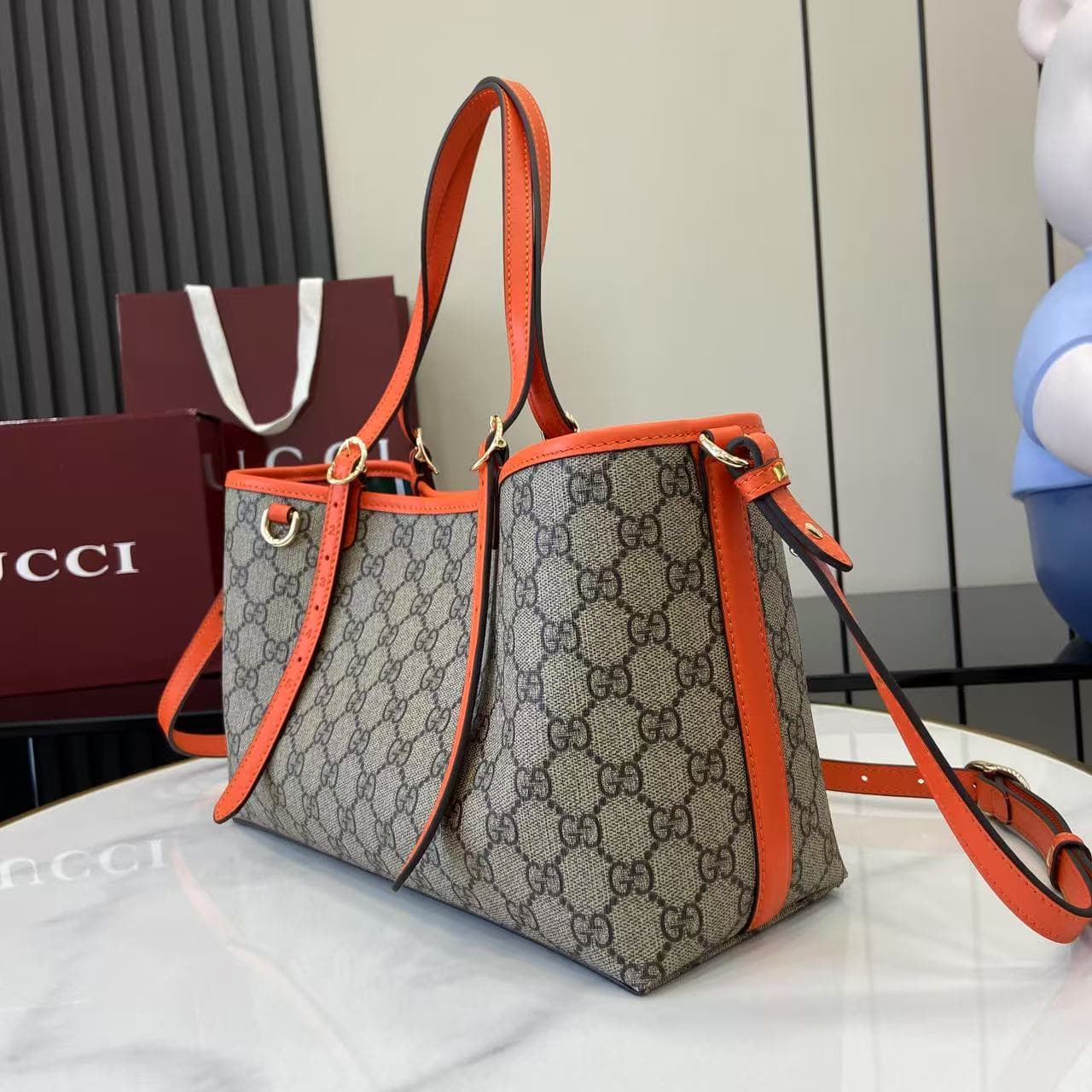 Gucci Tote Bag 815214