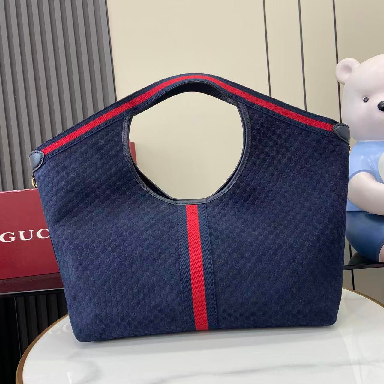 Gucci Blue Pouch 853971