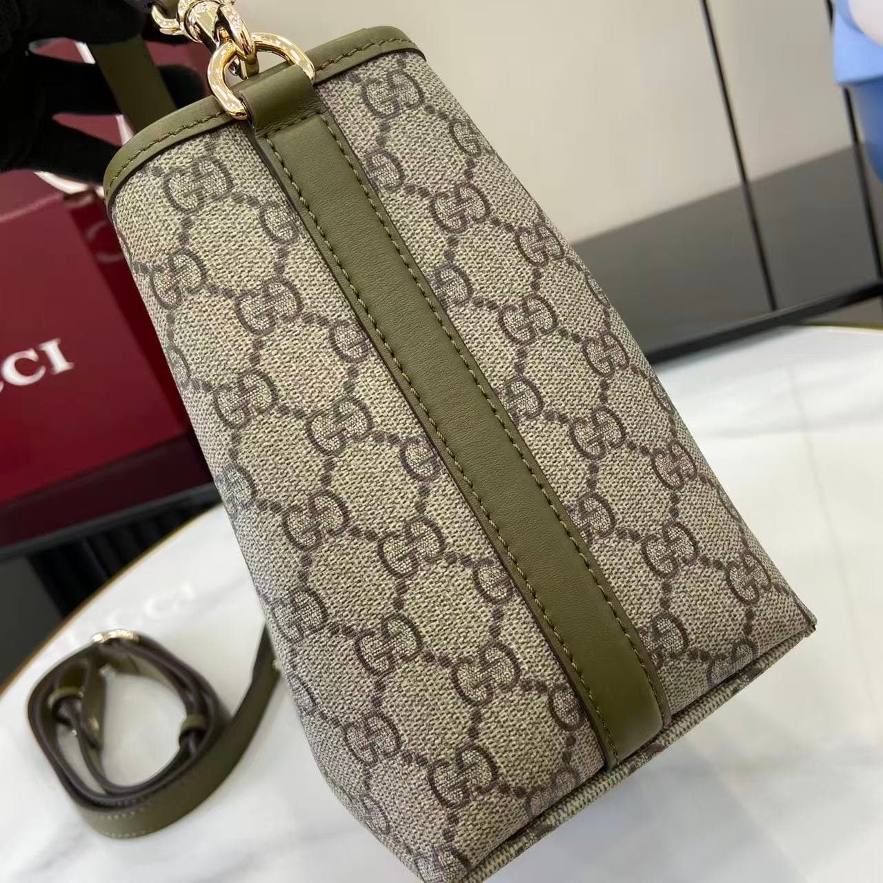 Gucci Brown Bucket Bag 815118