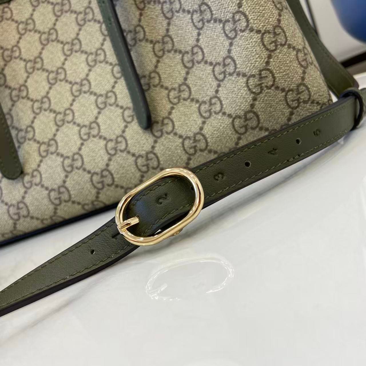 Gucci Small Tote Bag 815214