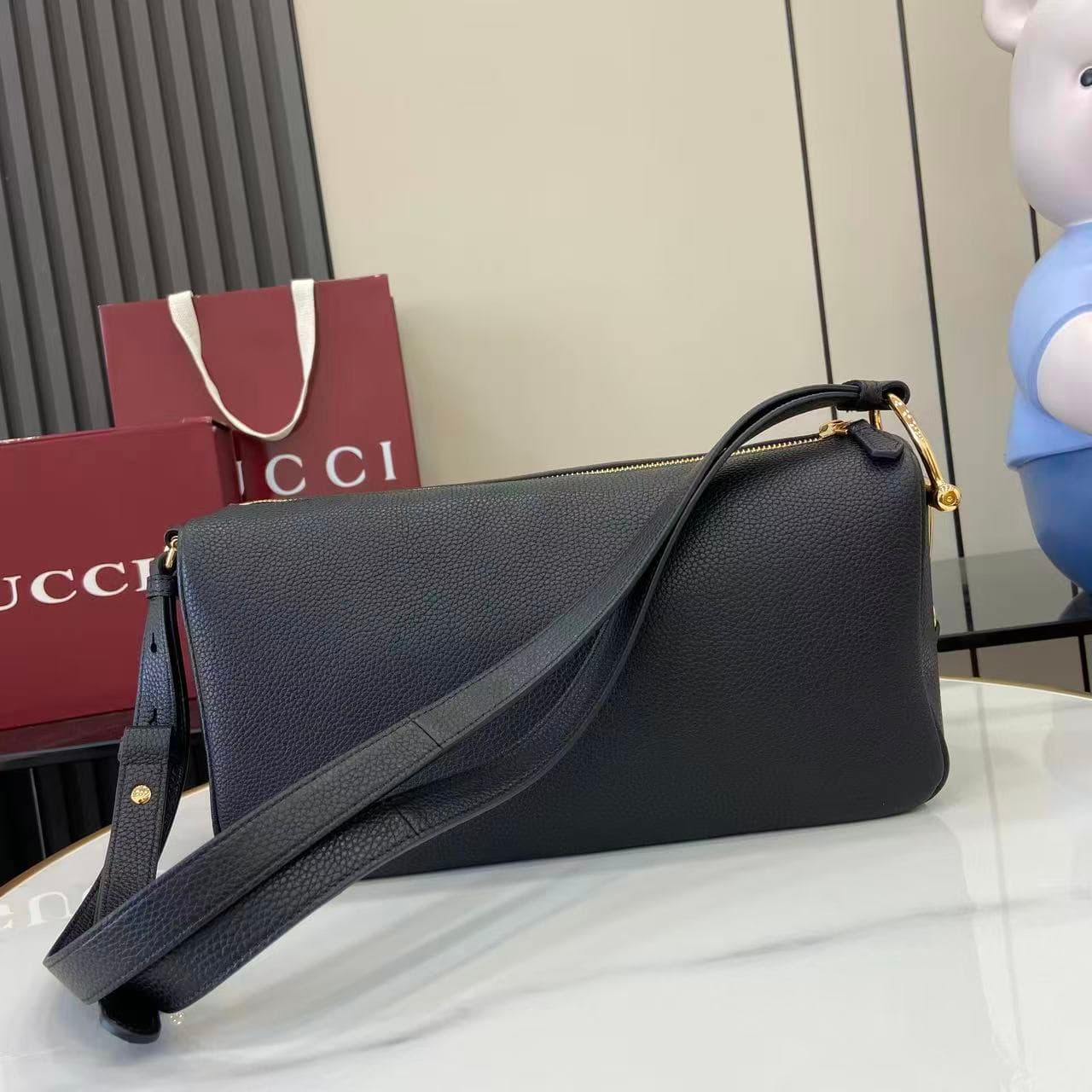 Gucci Black Bag 860787