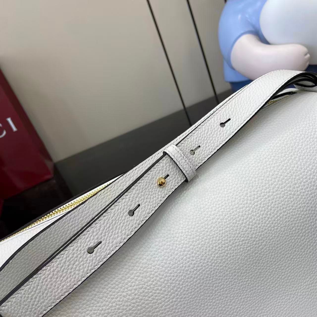 Gucci White Bag 862530