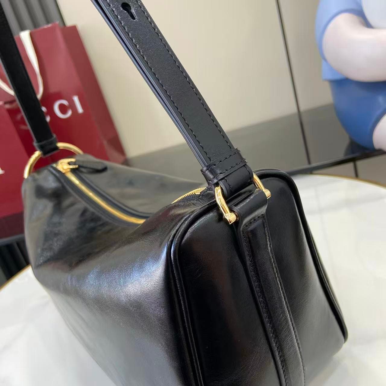 Gucci Black Bag 860787