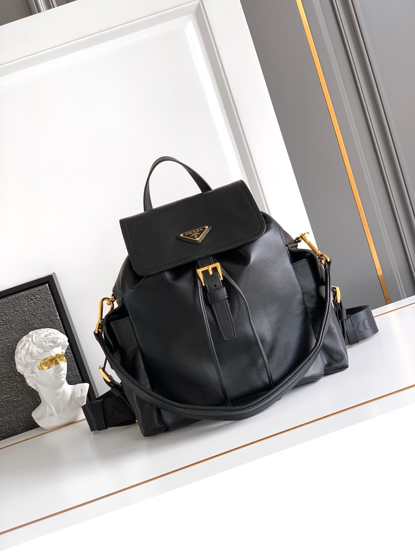 Prada Backpack 1BZ080
