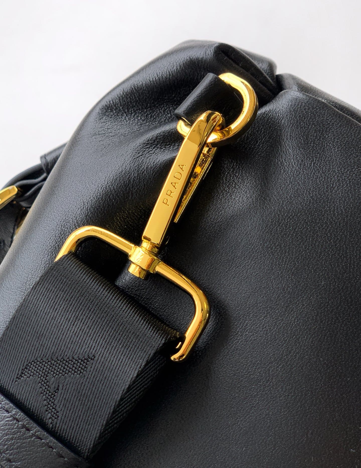 Prada Backpack 1BZ080