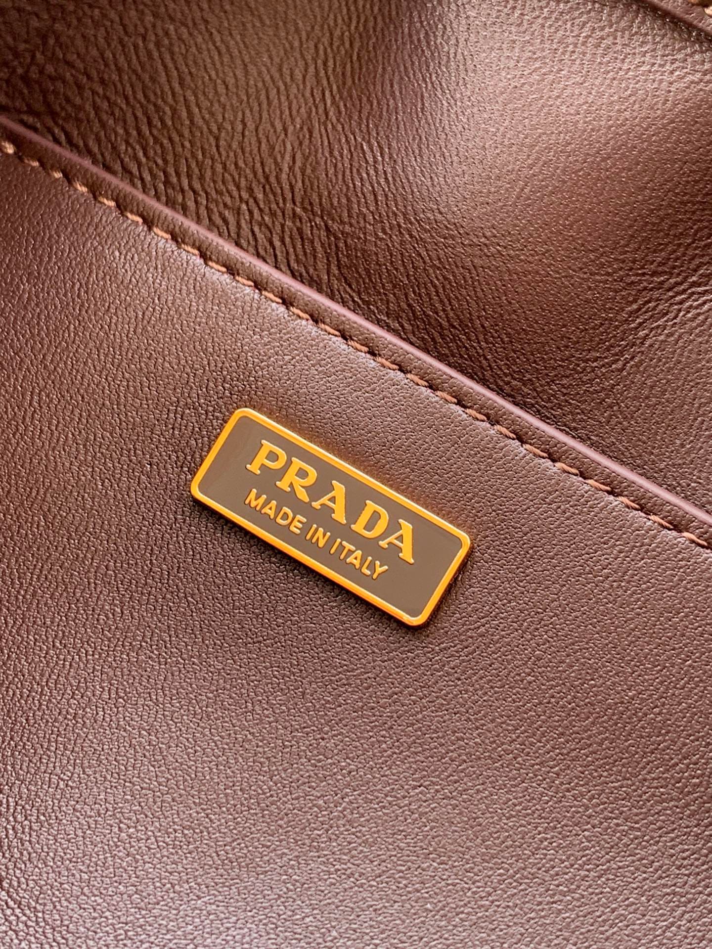 Prada Backpack 1BZ080